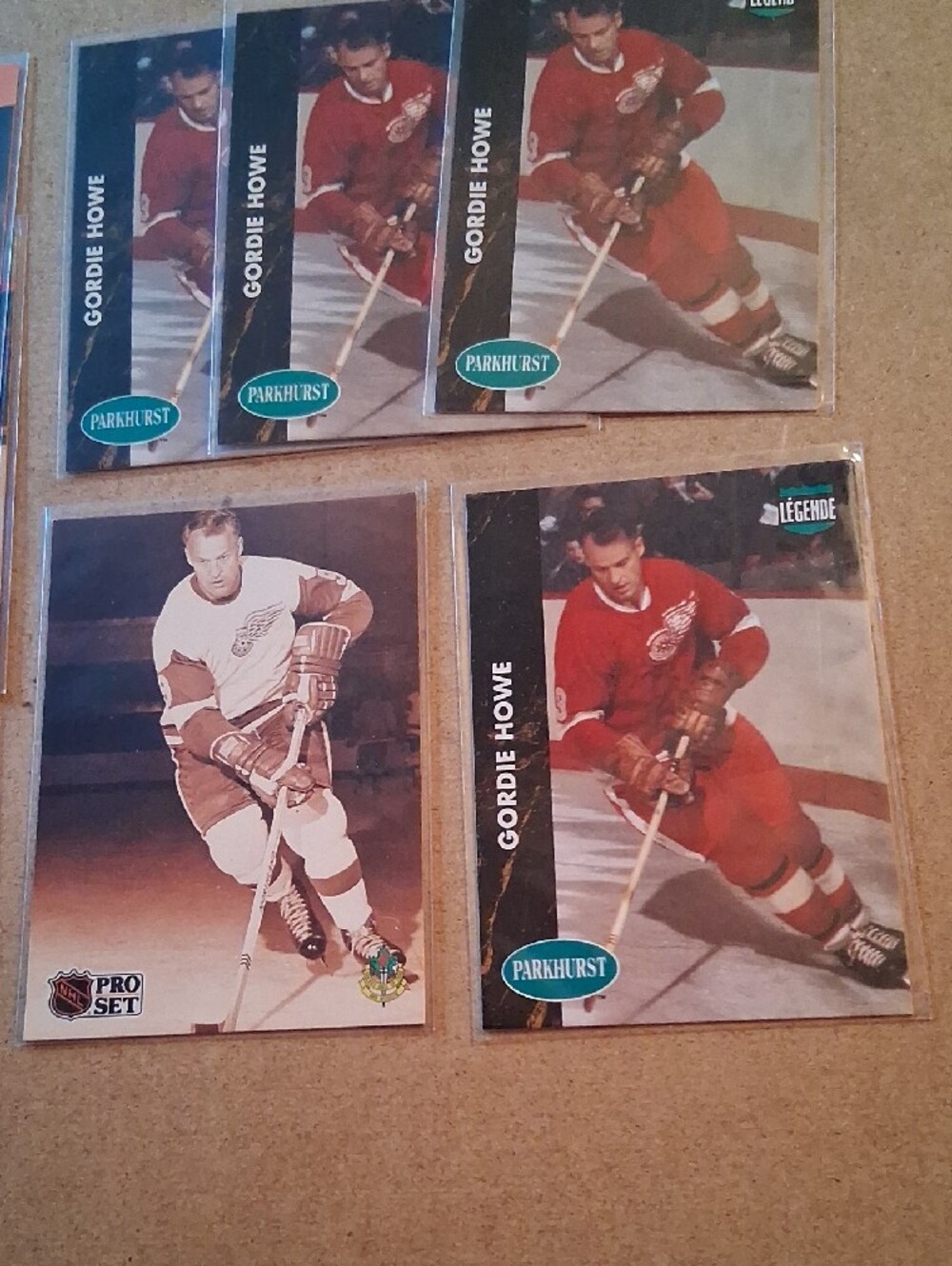 Gordie Howe Hockey Card Lot - Multiple Vintage Cards (White, Red, Black) - Picture 7 of 8